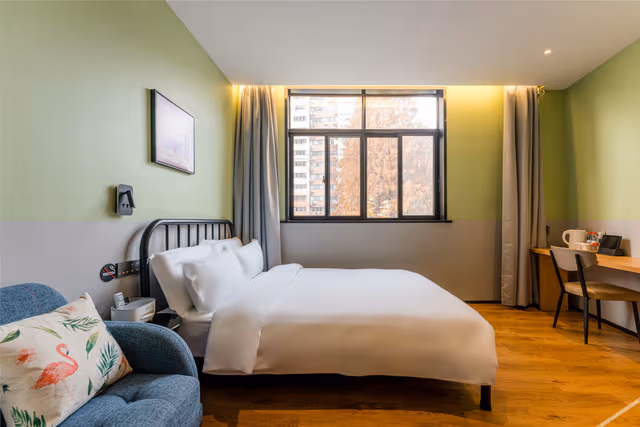 Sunshine Double Room