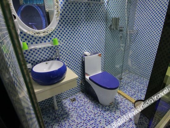 Yixin Hotel (Shanghai Guilin Road Subway Station)2