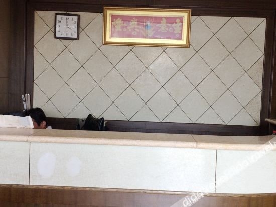 เซี่ยงไฮ้ ชินจือ อินน์ (Shanghai Qinze Inn)1