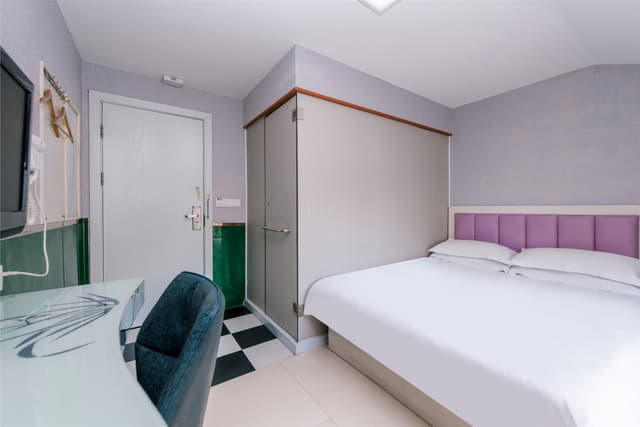 Fashionable Double Room