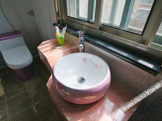 Shanghai Xingyi Hotel (Shanghai Guilin Park Subway Station)1