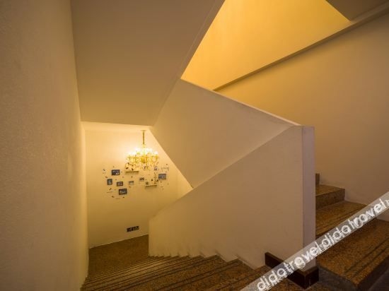 Shanghai Maritime Phoenix Theme Hotel2