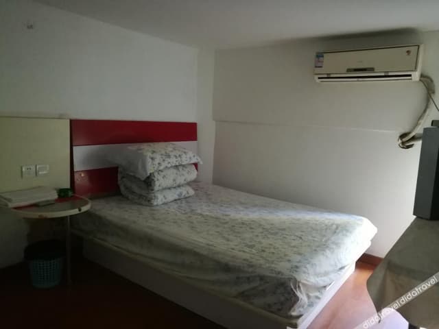 Basic Room(Shared Bathroom)