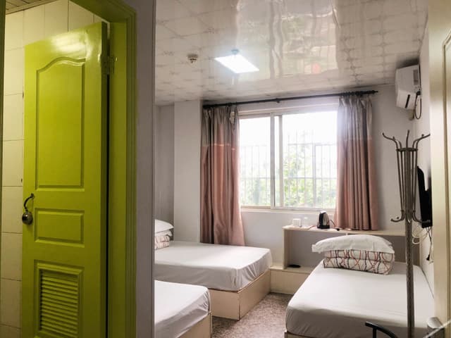 Triple Room