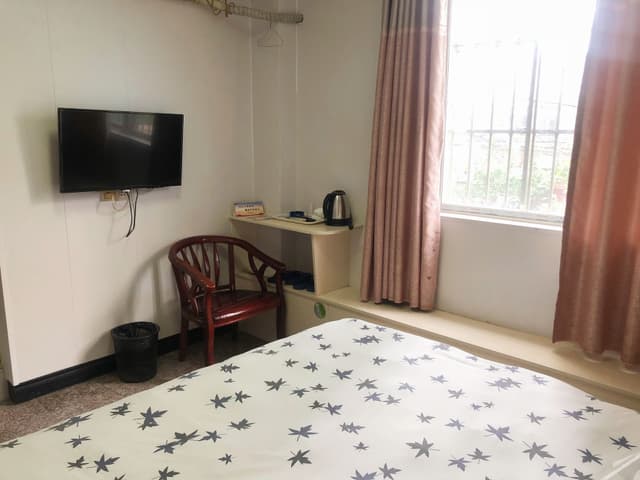 Queen Room