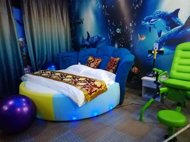 Fashionable Glowing Waterbed Room