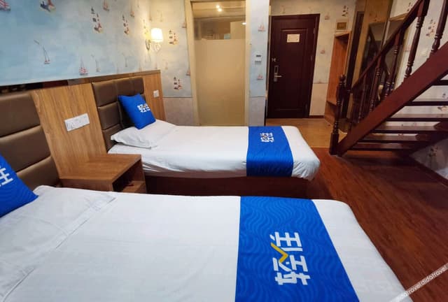 Family Multi-level Suite