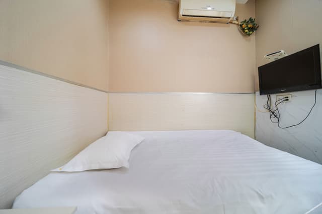 Budget Single Room