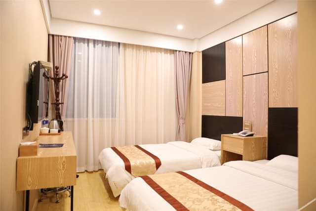 Standard Room (2 Beds)