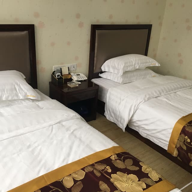 Business Standard Room