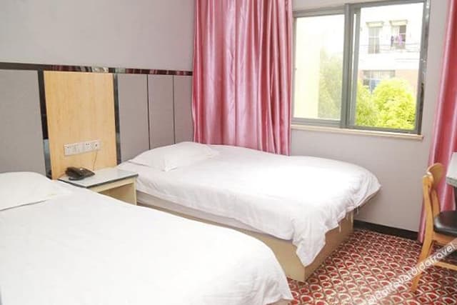 Guestroom (2 Beds)