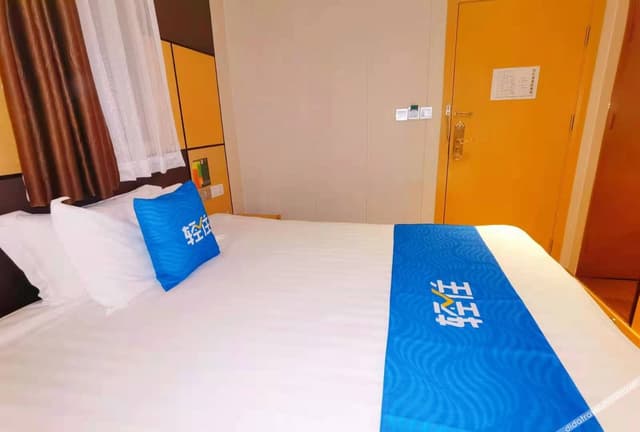 Deluxe Family Suite