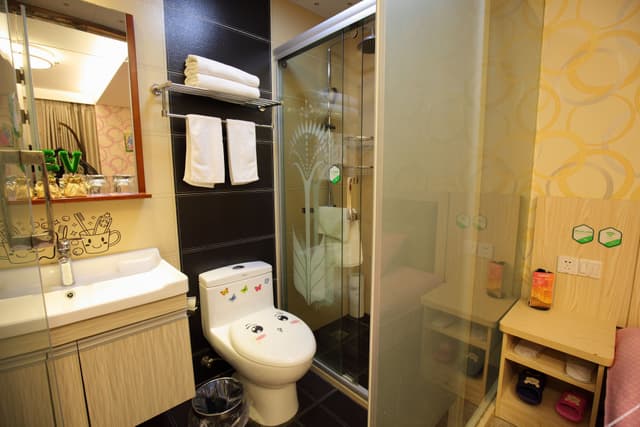 Deluxe Theme Double Room