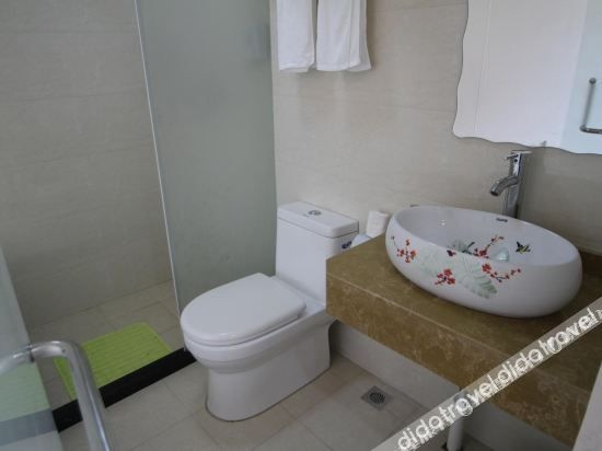 100 Inn Liangpin Hotel (Shanghai Huaxia East Road Subway Station)4
