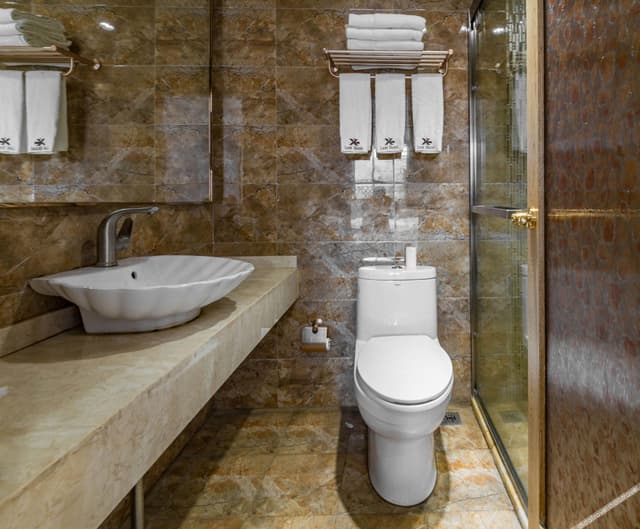 Deluxe Room - Garden-View (3 beds)