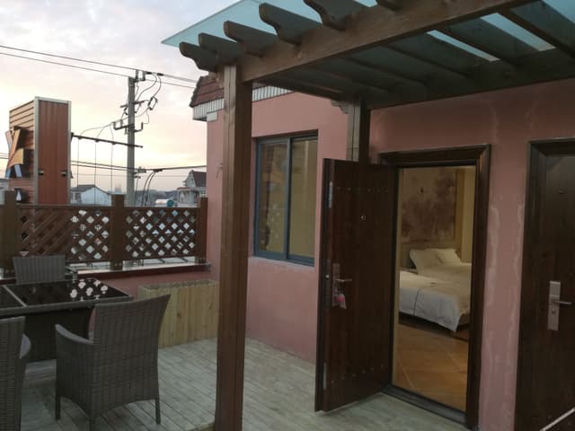 Deluxe Room - Garden-View (3 beds)