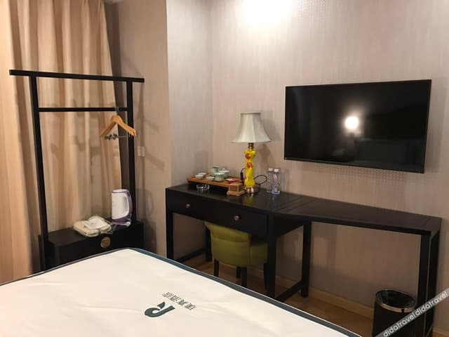 Puzhen Double Bed Room
