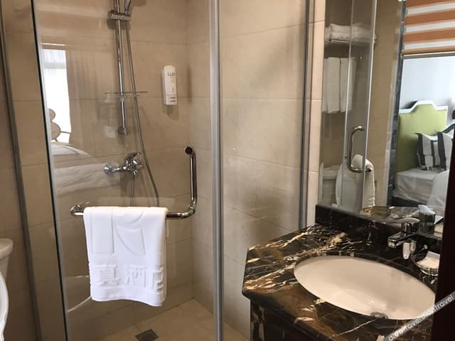 Puzhen Twin Room
