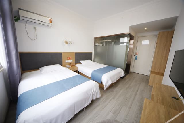 Guestroom (2 beds)