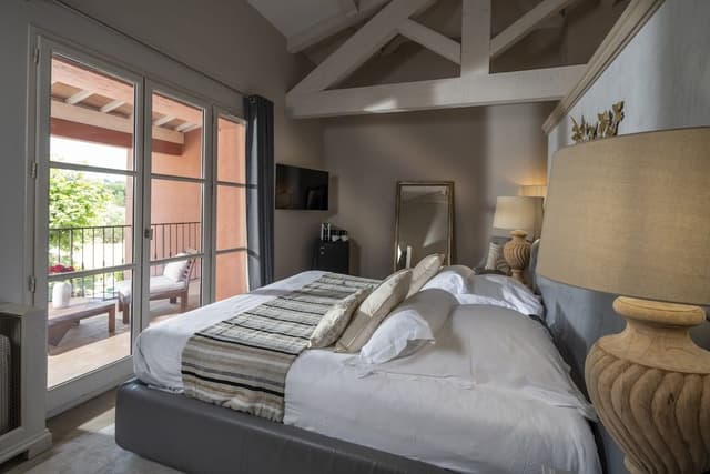 Double Room (Elegance)