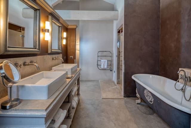 Double Room (Elegance)