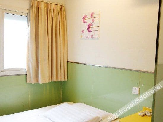 Queen Room A