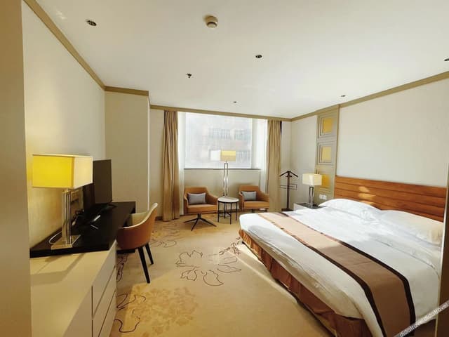 Superior Queen Room