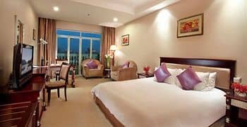 โรงแรมโกลเด้น ริเวอร์วิว โรงแรมโกลเด้น ริเวอร์วิว