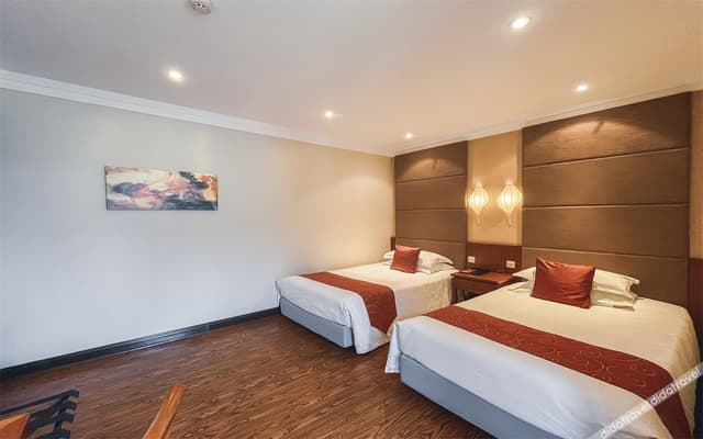 Deluxe Room (2 Beds)