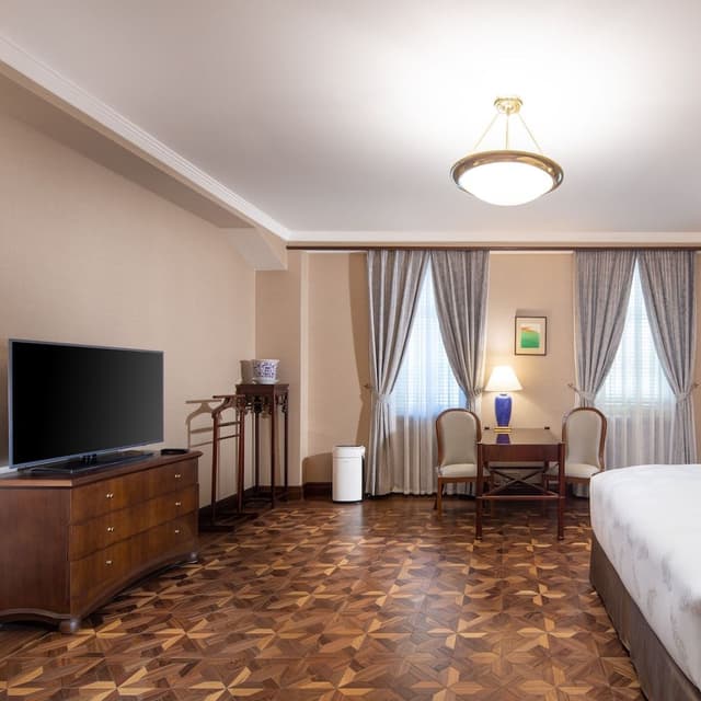 Jin Jiang Suite in Grosvenor House