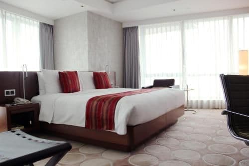 Premier Room