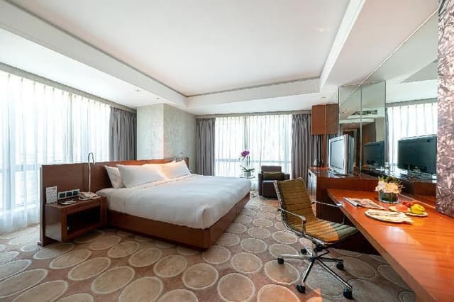 Premier Room