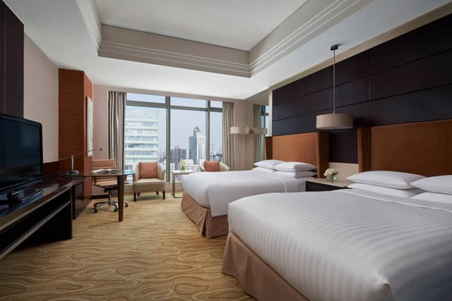 Deluxe Room, 2 Twin Beds, City View