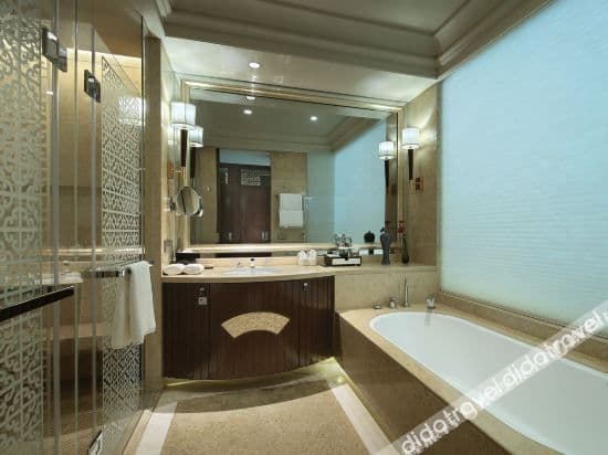 Executive Garden View Twin Room