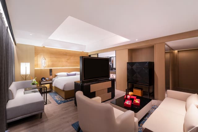 Business Suite