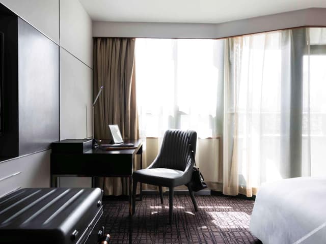 Superior King Room
