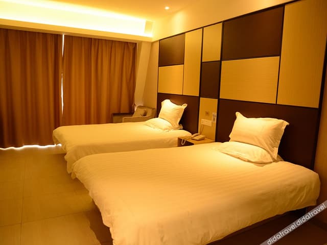 Superior Room (2 beds)