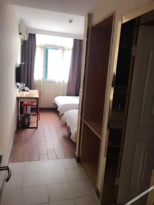 2-bed Room