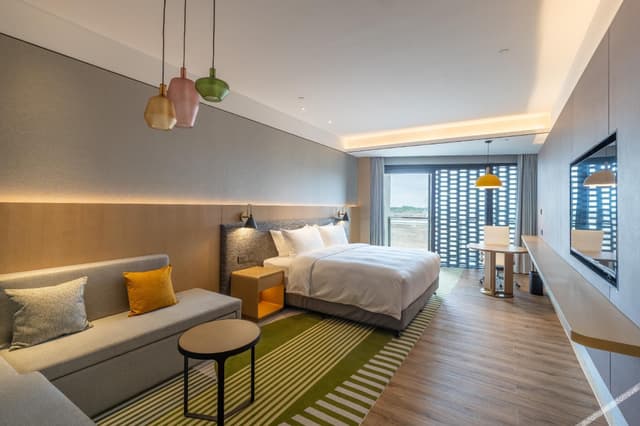 1 King Bed Standard Room