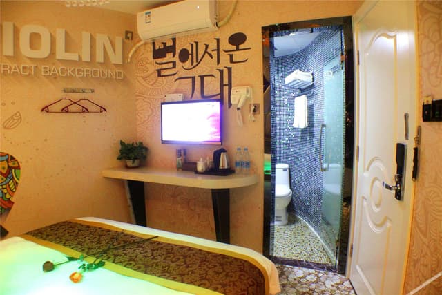 Discount Room (Without Window)