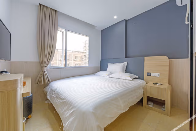 Superior Queen Room