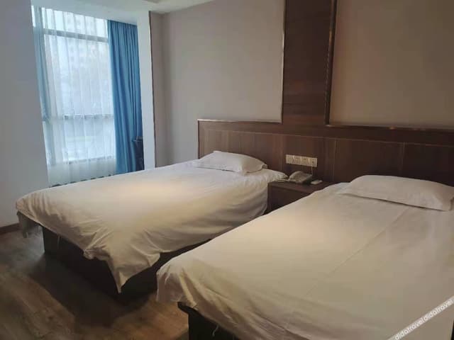 2-bed Room