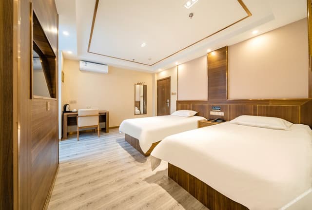 2-bed Room
