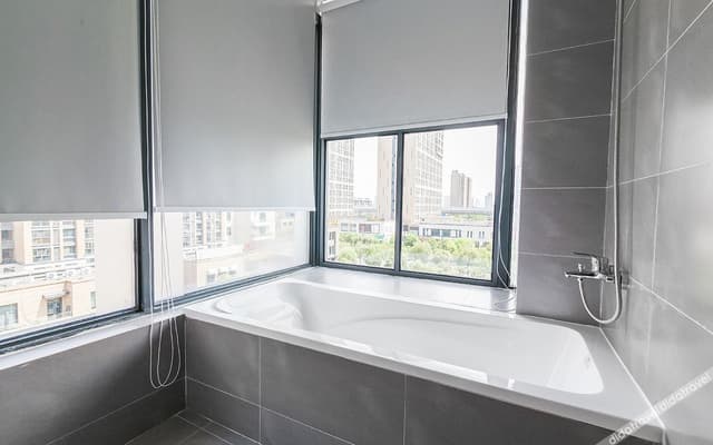 Handpicked City-View Tub Double Bed Room