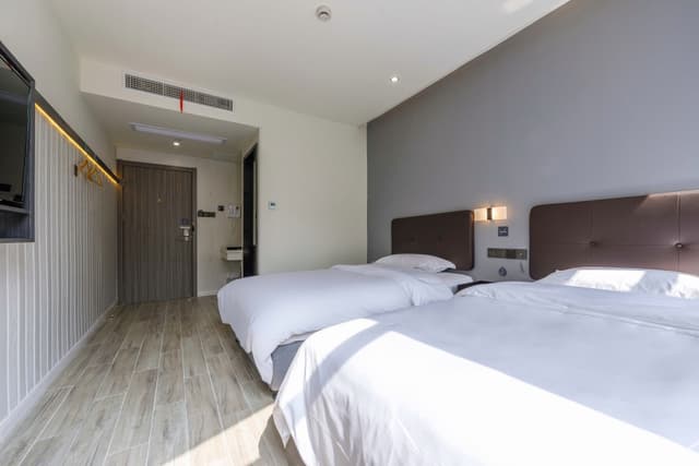 2-bed Room