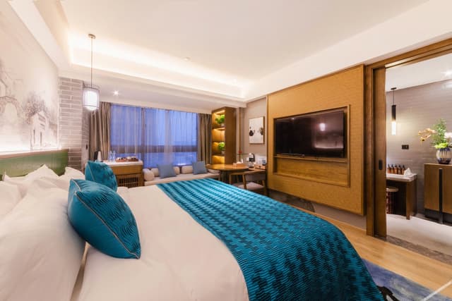 Elegant Residence Double Bed Room