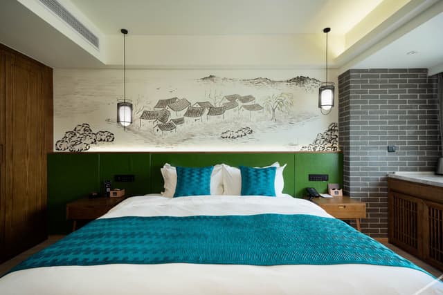 Elegant Residence Double Bed Room