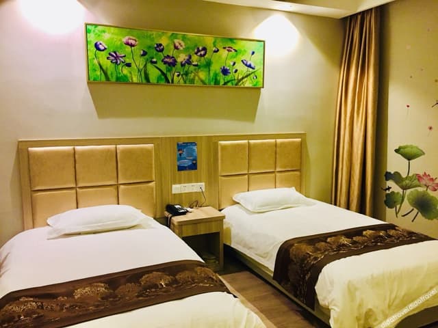 Standard Room (2 Beds)