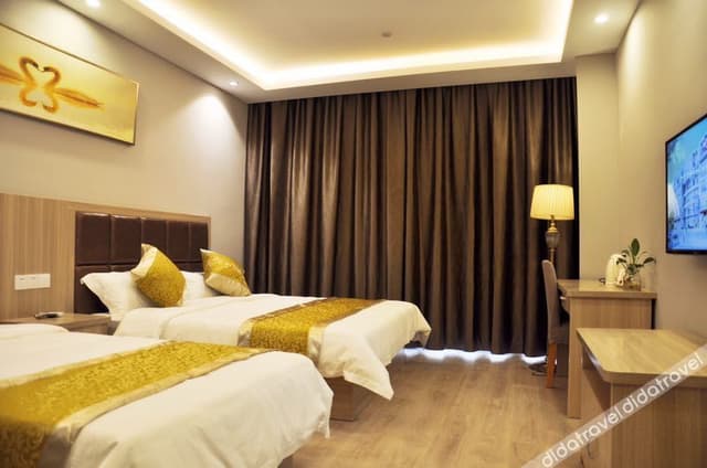 Standard Room (2 Beds)