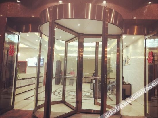 โรงแรมถิงเยว่ ยี่จู (Tingyue Yiju Hotel)1